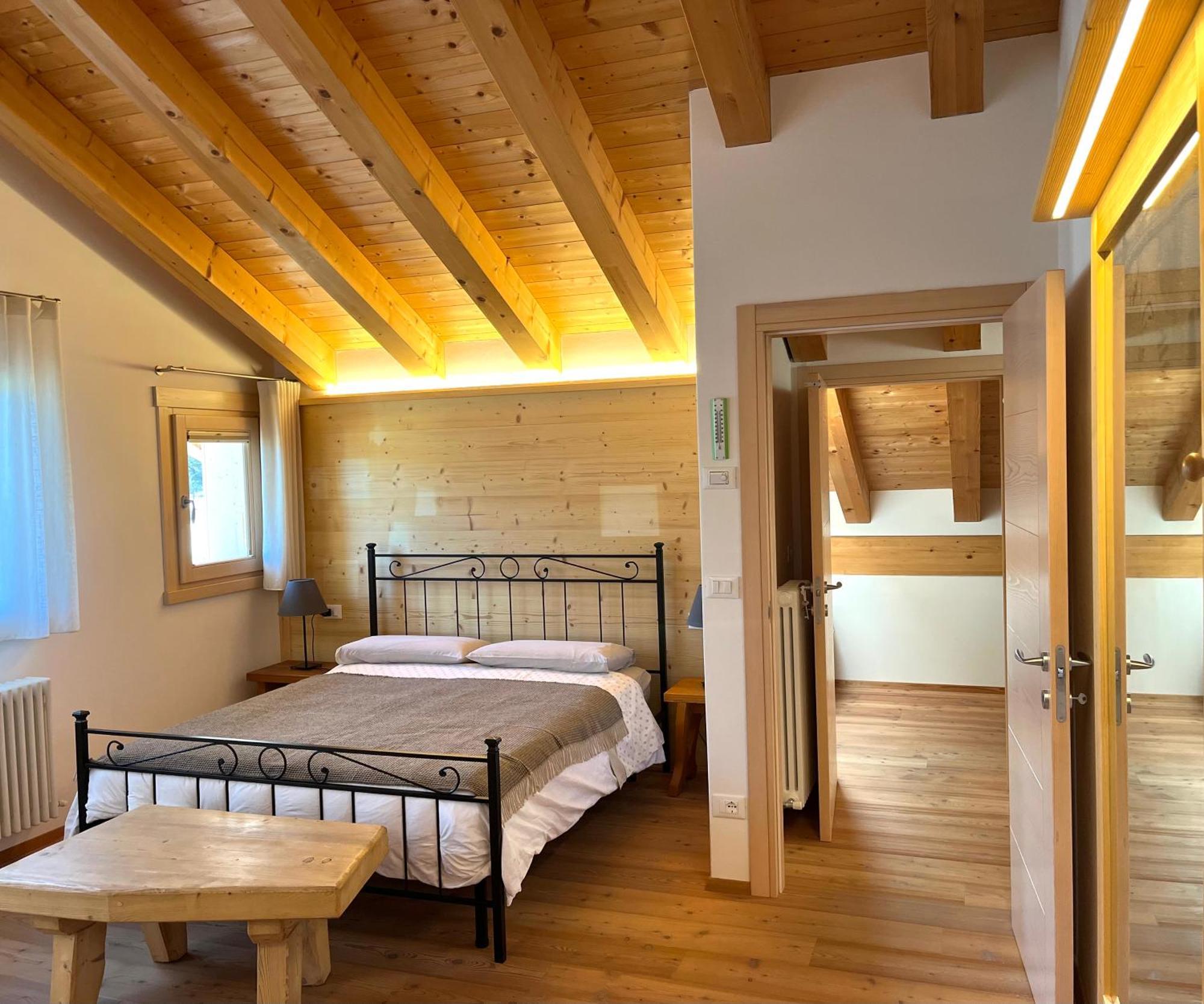 Chalet Delle Dolomiti ปีแอเว ดี กาโดเร ภายนอก รูปภาพ